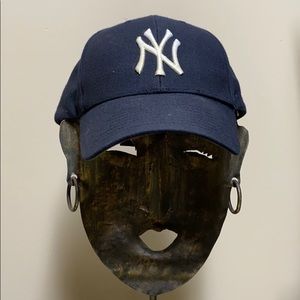 New York Yankees baseball cap